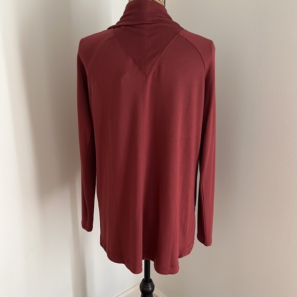 Athleta yoga wrap - Picture 2 of 3